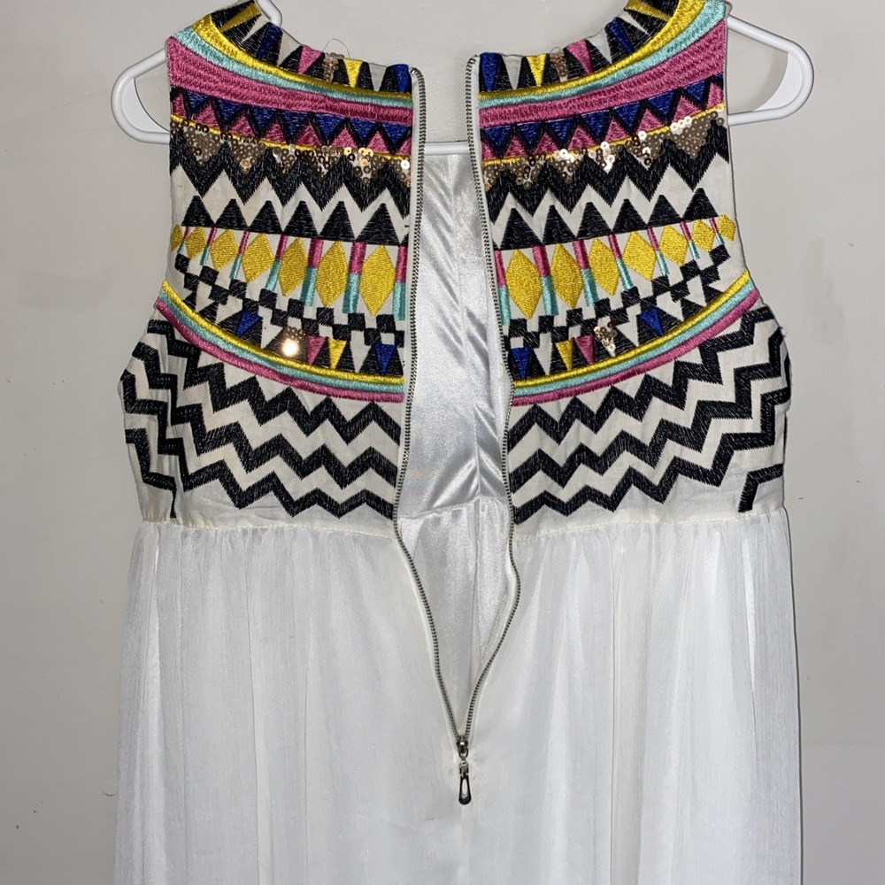 Embroidered Aztec Flowy Chiffon Dress  Formal Prom Gown Vivi Party Princess Med - Picture 4 of 9